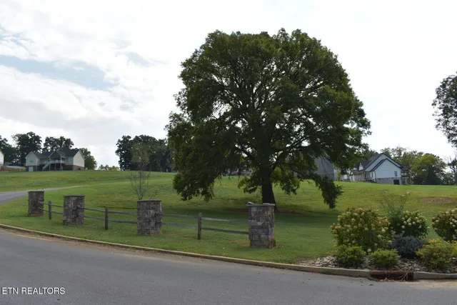 $64,900 | 362 Fairway Drive, Dandridge, TN 37725