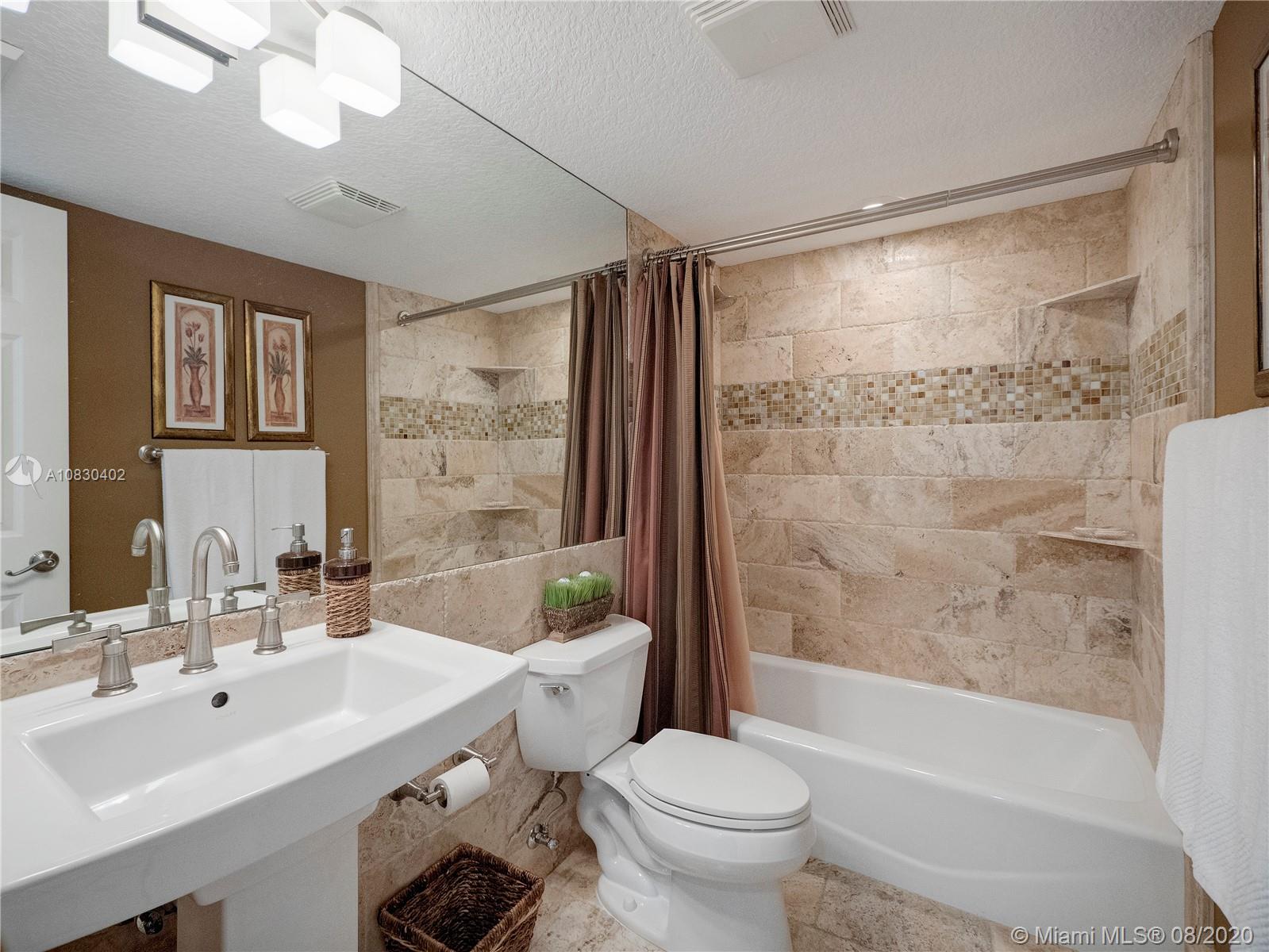 200 Ocean Trail Way, Unit 108 Jupiter, FL 33477 - Photo 12 of 15 GUEST BATH