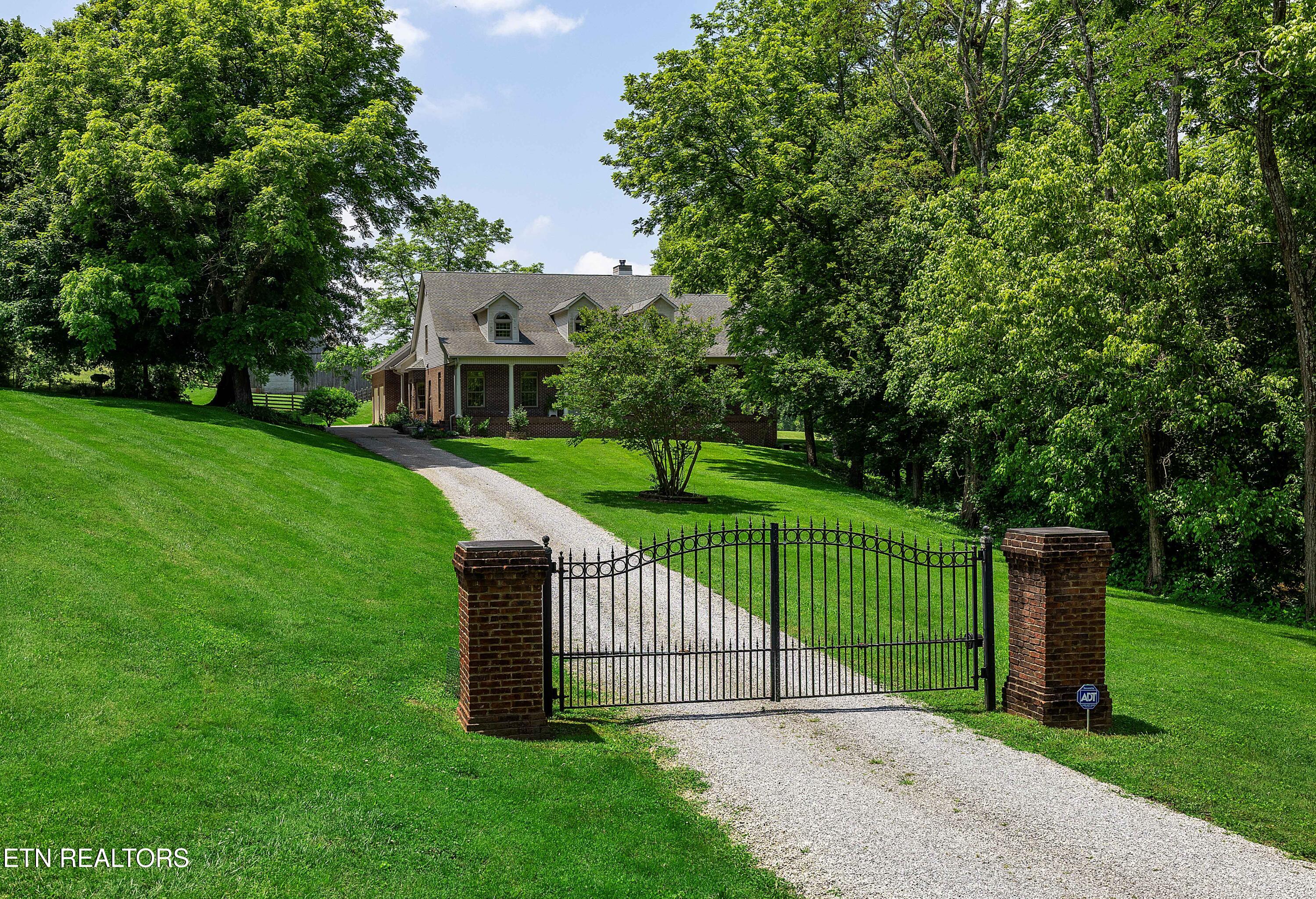 2939 River Road Loudon, TN 37774 - Photo 1 of 54 L40A6340