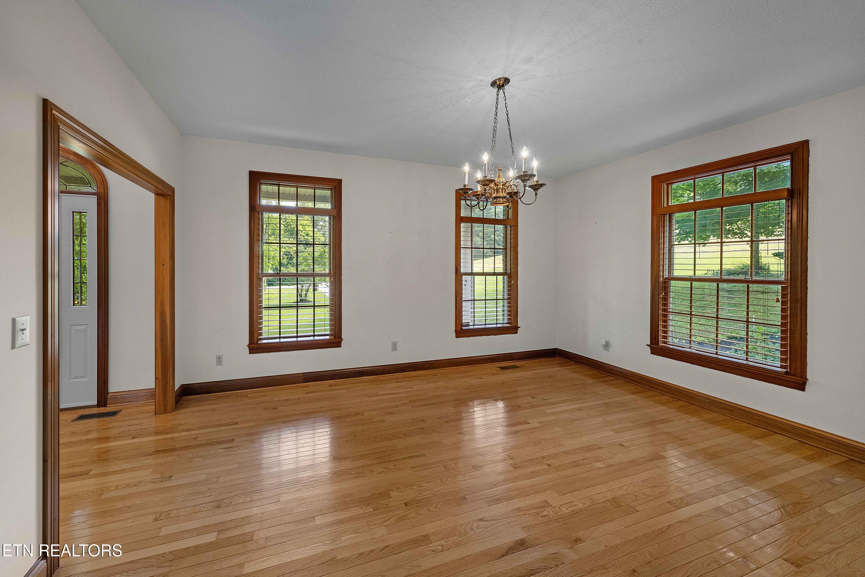 2939 River Road Loudon, TN 37774 - Photo 14 of 54 L40A6077