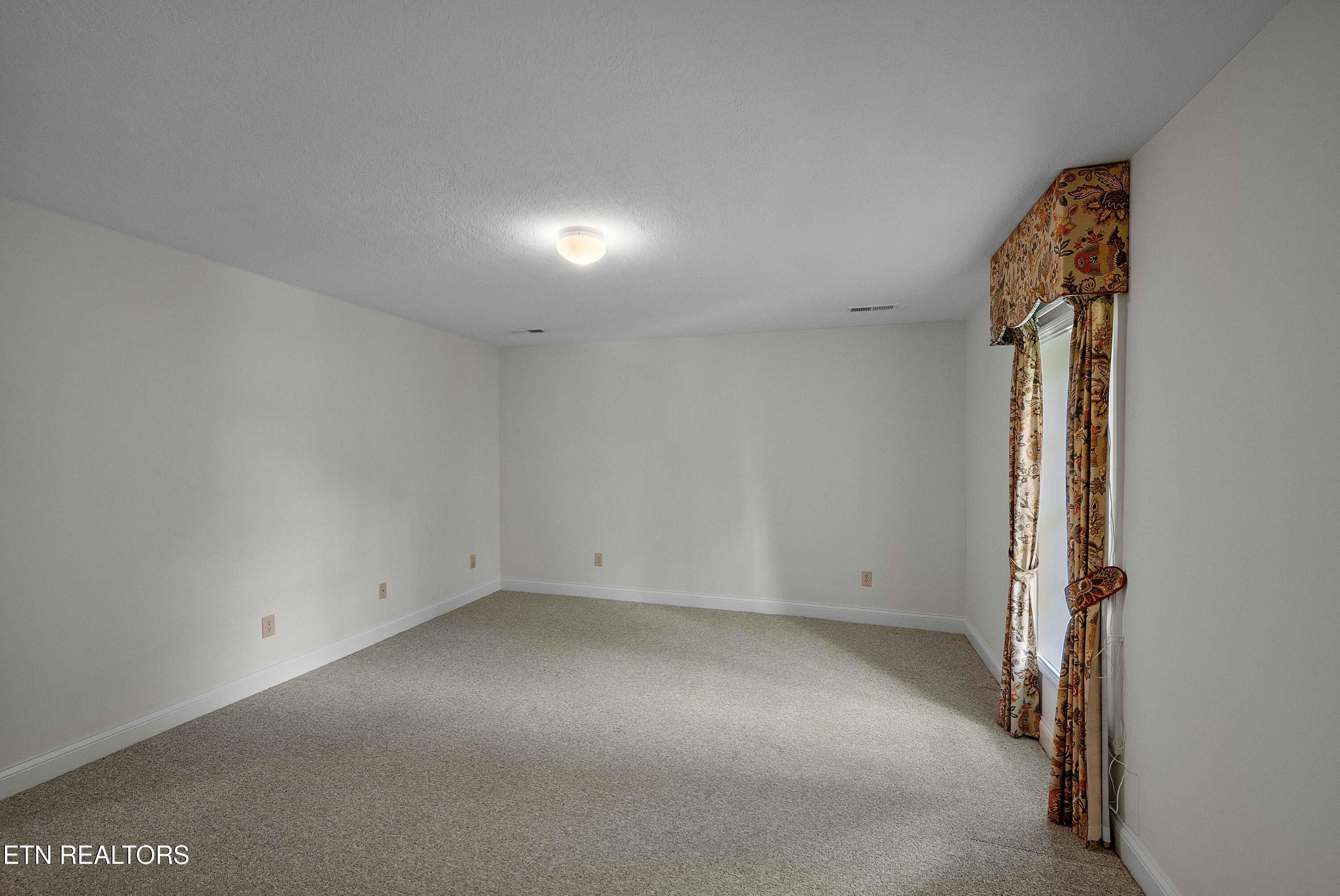 2939 River Road Loudon, TN 37774 - Photo 35 of 54 L40A6233