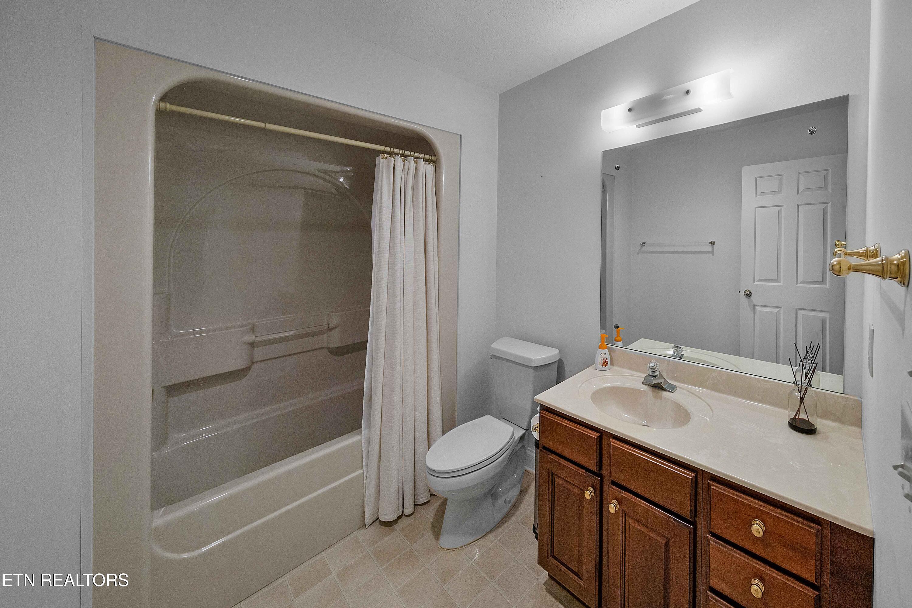 2939 River Road Loudon, TN 37774 - Photo 41 of 54 L40A6224