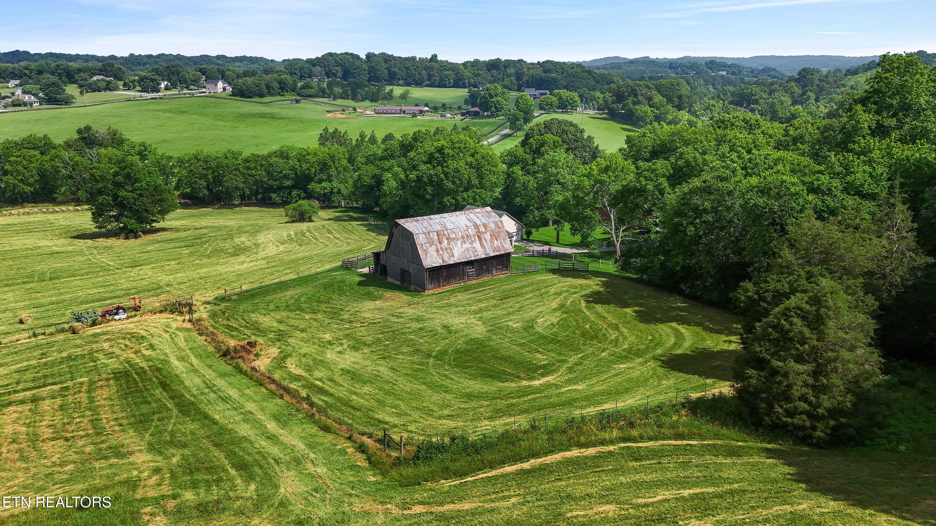 2939 River Road Loudon, TN 37774 - Photo 50 of 54 DJI_20250605110455_0108_D