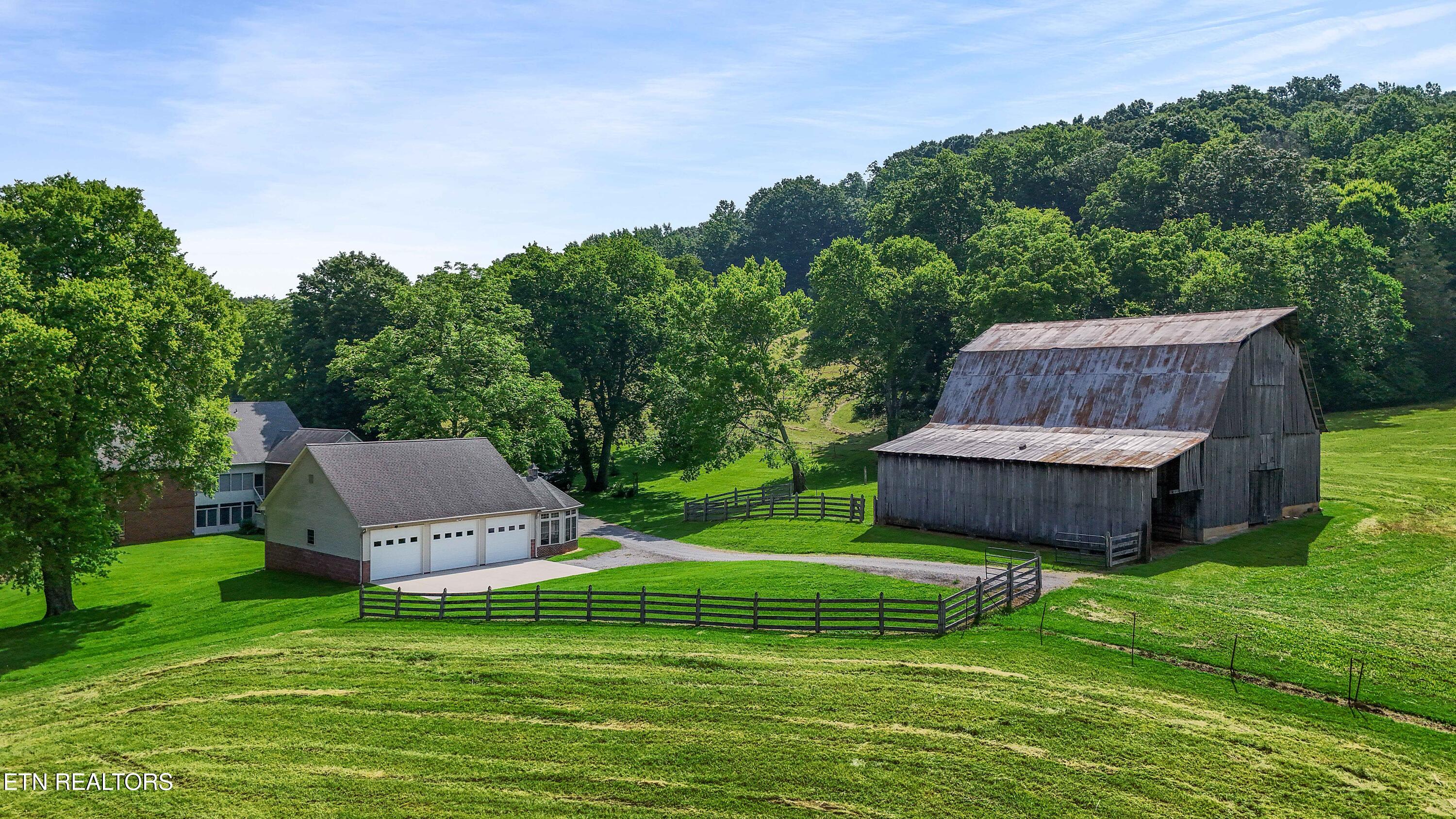 2939 River Road Loudon, TN 37774 - Photo 5 of 54 DJI_20250605110243_0096_D