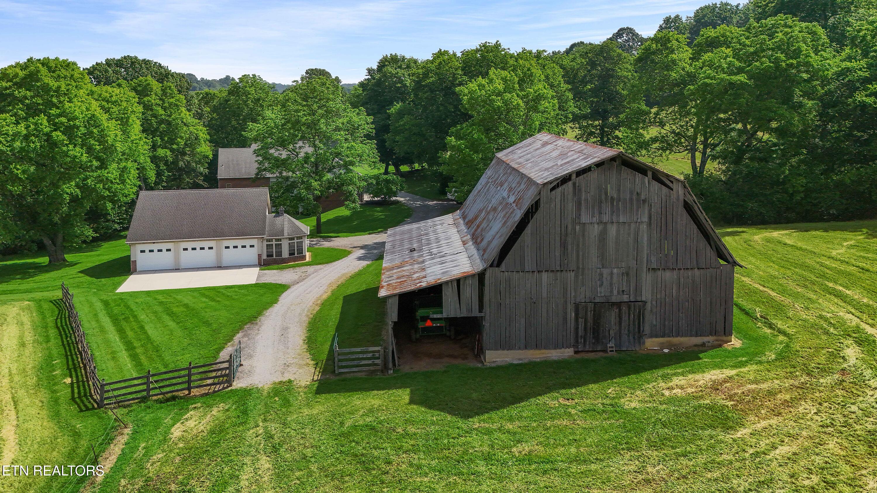 2939 River Road Loudon, TN 37774 - Photo 51 of 54 DJI_20250605110216_0093_D