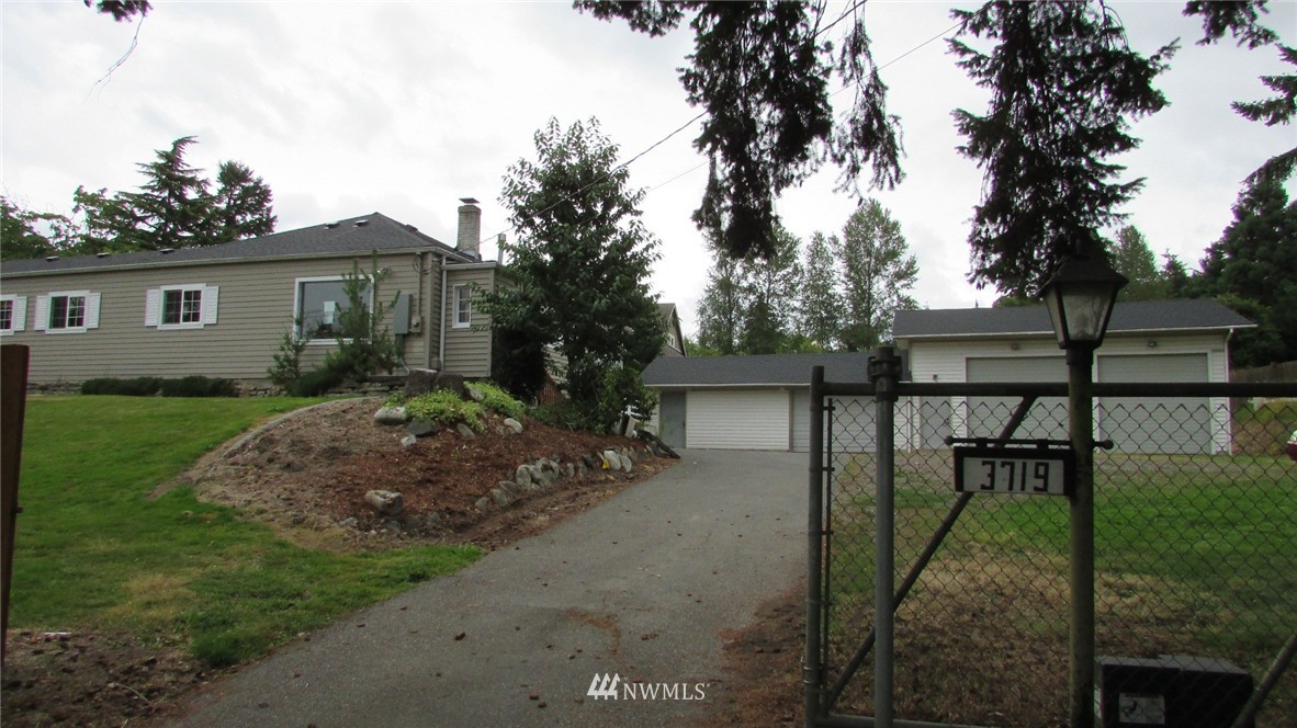 3719 Chrisella Road East Edgewood, WA 98372 - Photo 2 of 25 Gallery Image 2
