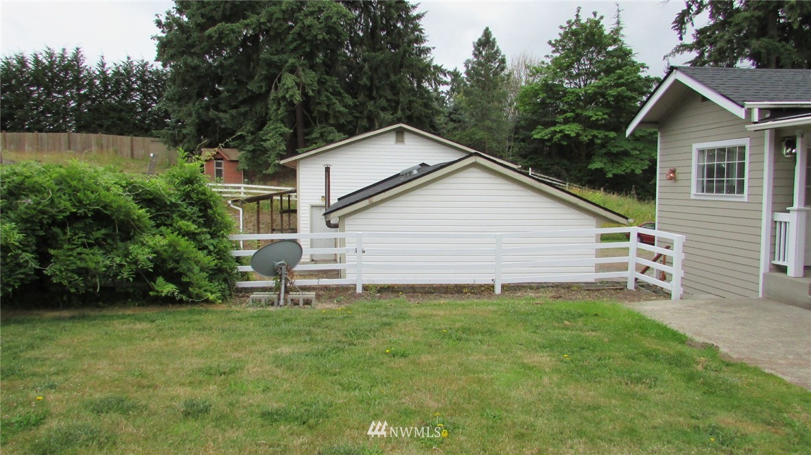 3719 Chrisella Road East Edgewood, WA 98372 - Photo 6 of 25 Gallery Image 6