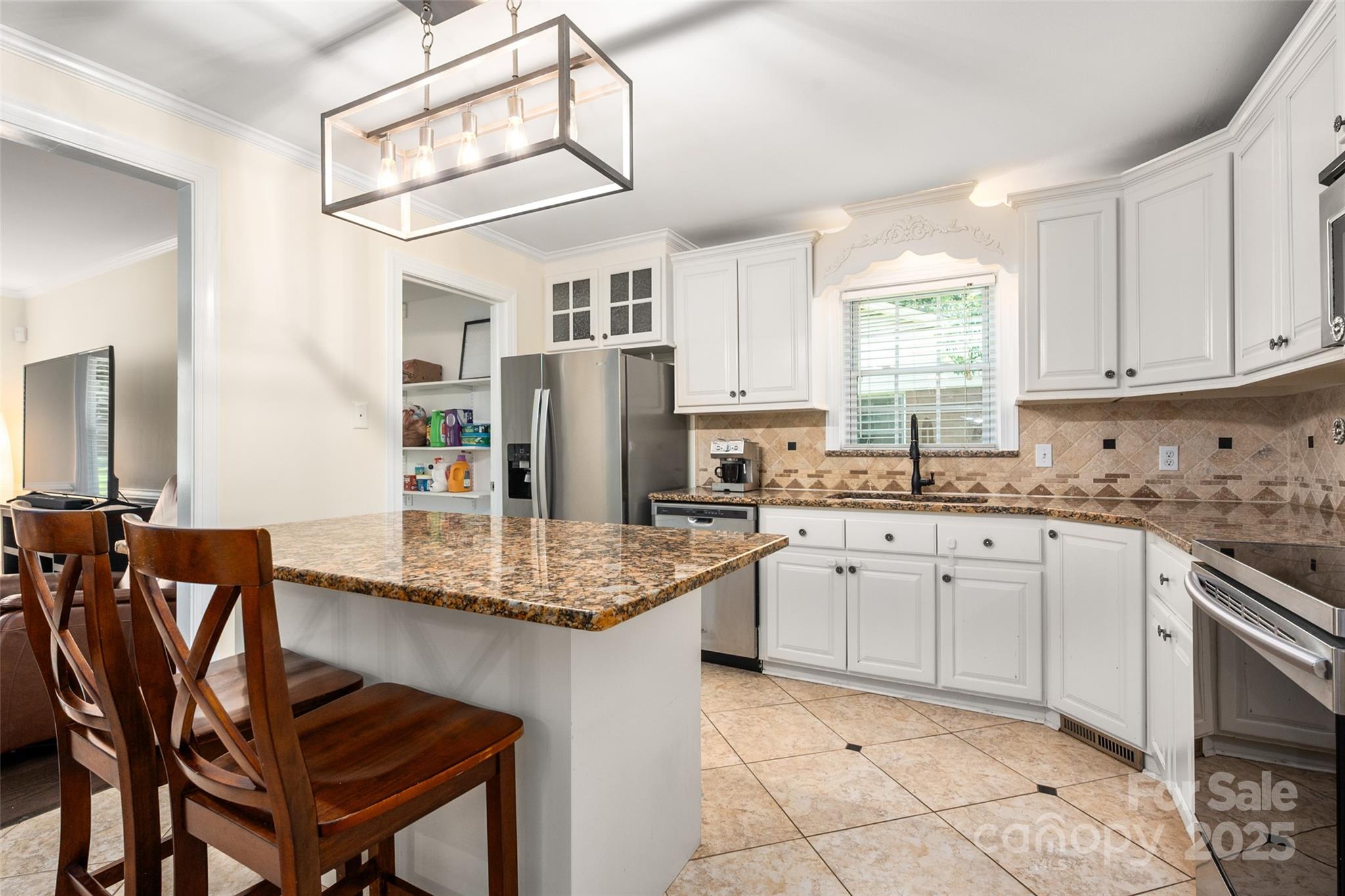 3531 Enfield Road Charlotte, NC 28205 - Photo 9 of 34 Gallery Image 9