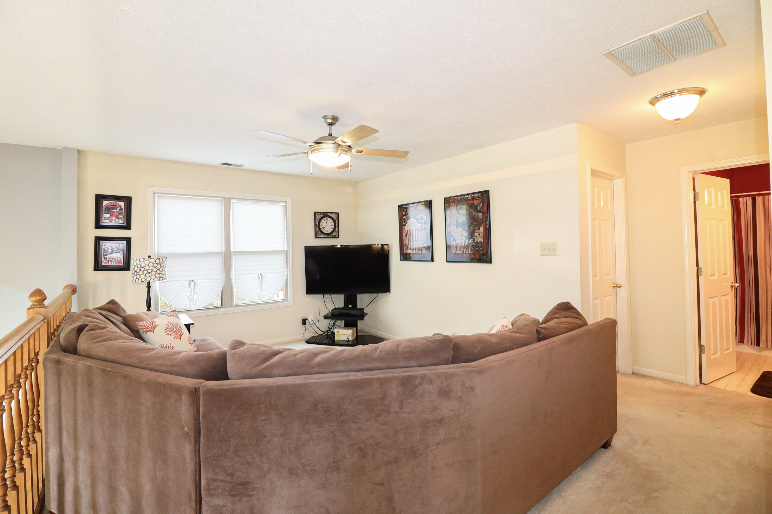 10784 Thistle Ridge Fishers, IN 46038 - Photo 14 of 42 Gallery Image 14