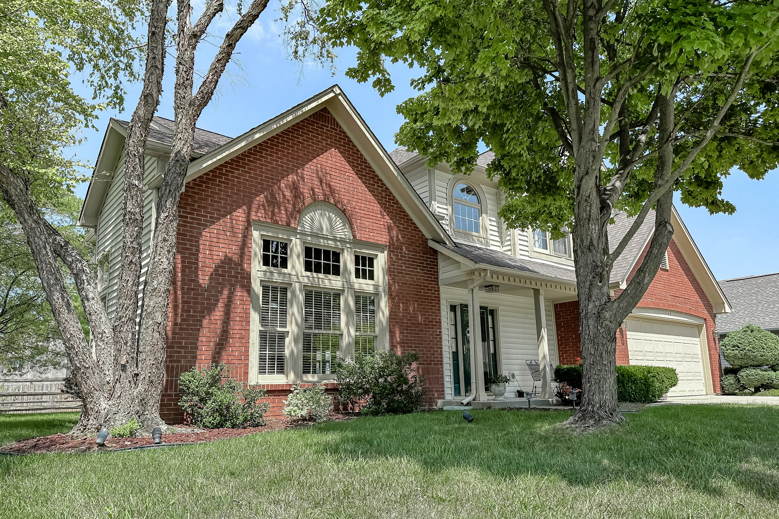 10784 Thistle Ridge Fishers, IN 46038 - Photo 36 of 42 Gallery Image 36