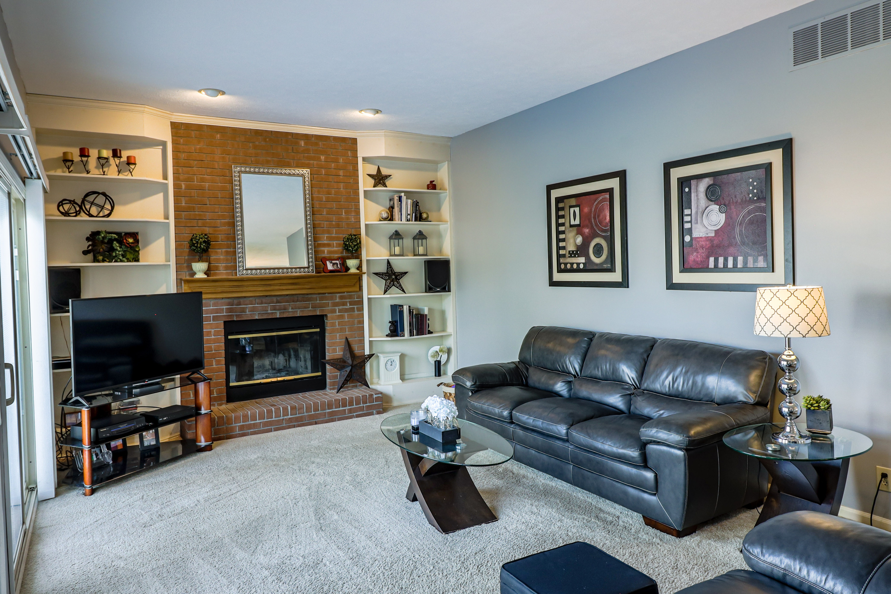 10784 Thistle Ridge Fishers, IN 46038 - Photo 10 of 42 Gallery Image 10
