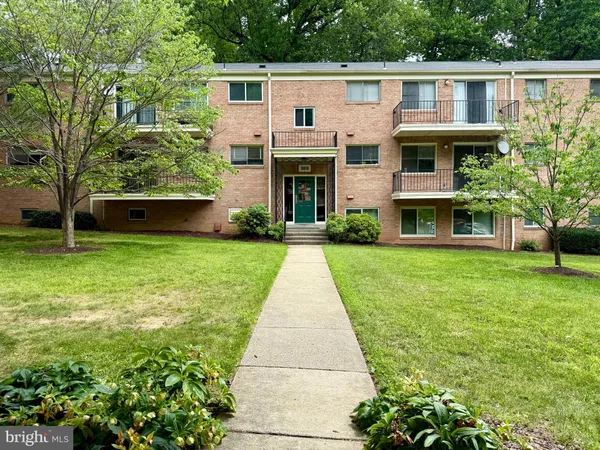 $223,500 | 10619 Kenilworth Avenue, Unit 202, Bethesda, MD 20814