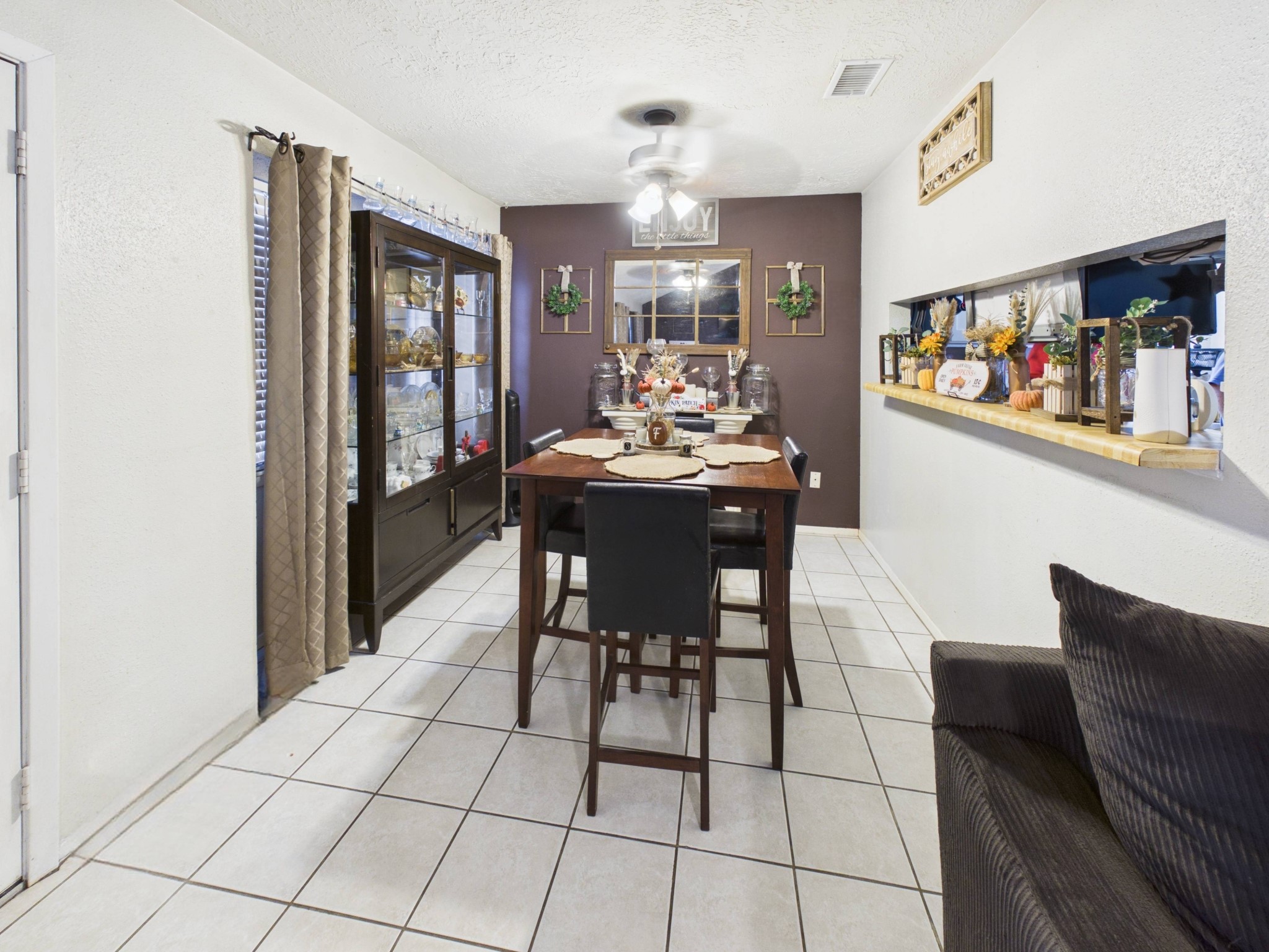 5807 Walnutgate Drive Spring, TX 77373 - Photo 8 of 32 Gallery Image 8