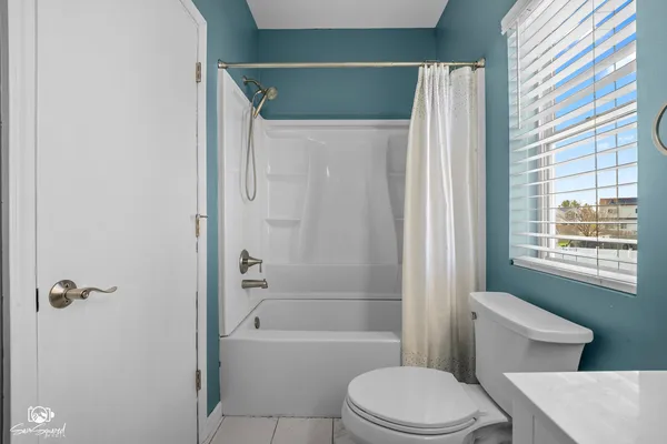 $350,000 | 905 Mission Boulevard, Joliet, IL 60436