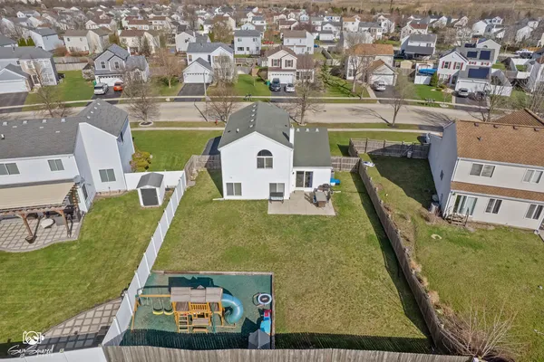 $350,000 | 905 Mission Boulevard, Joliet, IL 60436