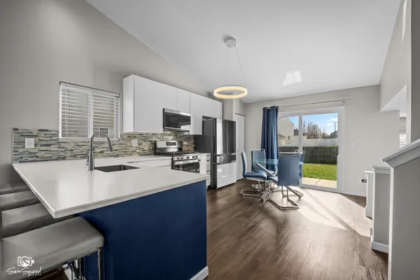 $350,000 | 905 Mission Boulevard, Joliet, IL 60436
