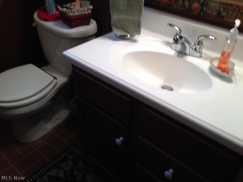 1278 Stewart Road Salem, OH 44460 - Photo 10 of 12 Gallery Image 10