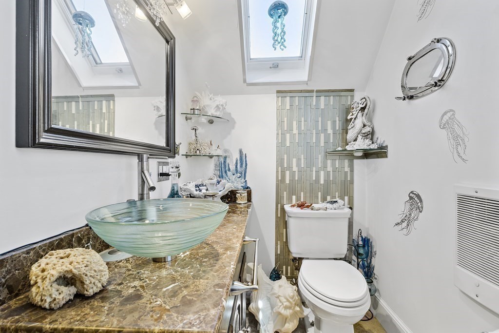 79 Allen Avenue Lynn, MA 01902 - Photo 16 of 25