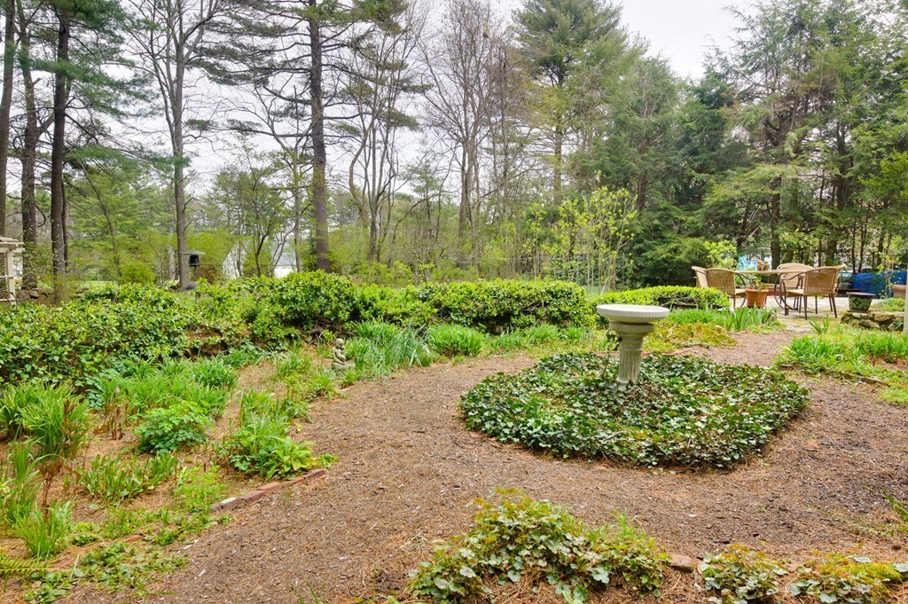 14 Normandie Road Dover, MA 02030 - Photo 4 of 24 Gallery Image 4