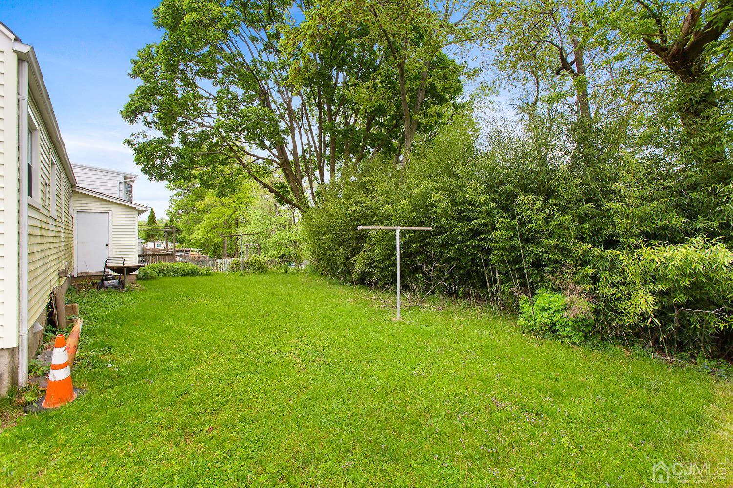 30 Halstead Road New Brunswick, NJ 08901 - Photo 17 of 18 Gallery Image 17