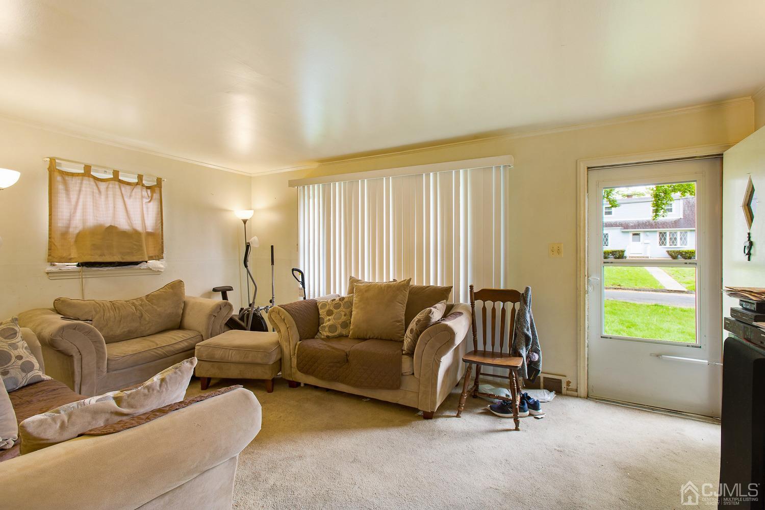 30 Halstead Road New Brunswick, NJ 08901 - Photo 6 of 18 Gallery Image 6