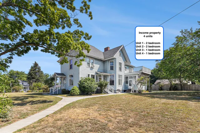 $450,000 | 210 North Lavinia Street, Ludington, MI 49431