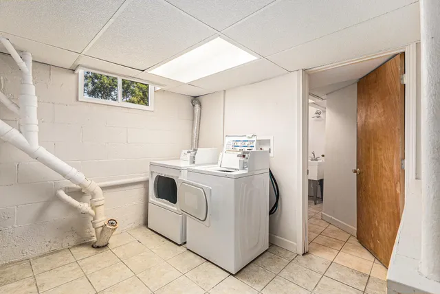 $450,000 | 210 North Lavinia Street, Ludington, MI 49431