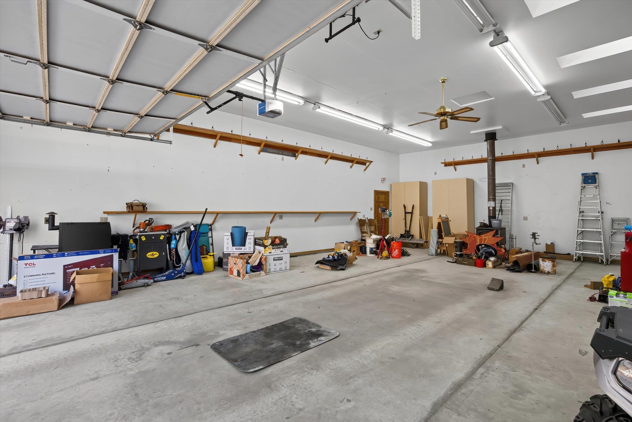 4410 East Silver Pine Road Colbert, WA 99005 - Photo 38 of 49 Gallery Image 38