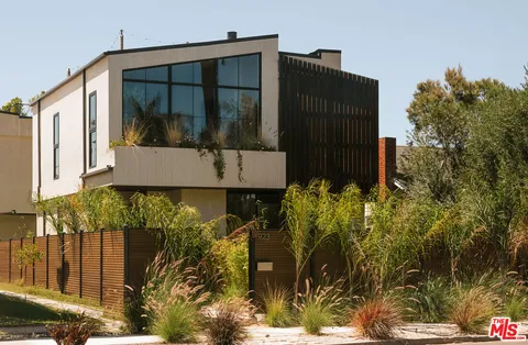 $4,495,000 | 923 Milwood Avenue, Venice, CA 90291