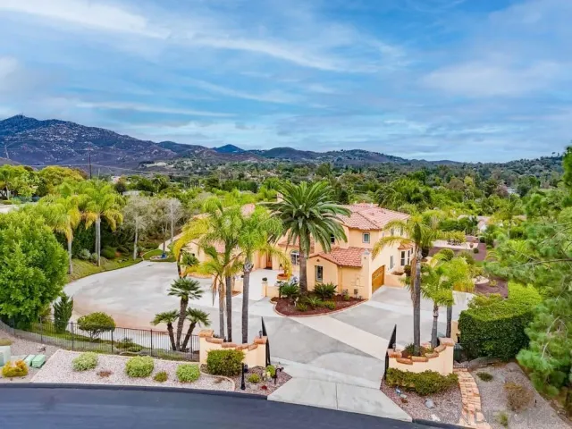$3,149,000 | 13665 White Rock Station Road, Poway, CA 92064
