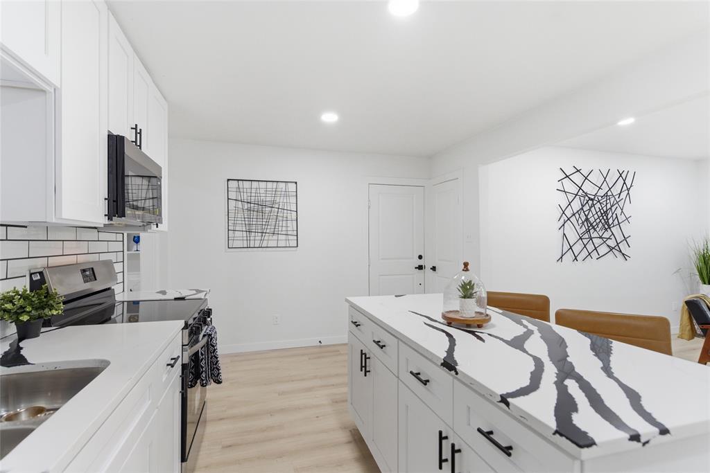 4474 Burke Road Fort Worth, TX 76119 - Photo 21 of 38