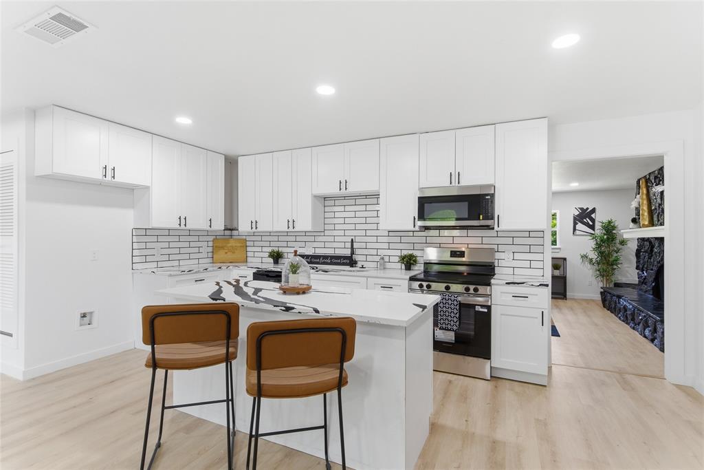 4474 Burke Road Fort Worth, TX 76119 - Photo 24 of 38