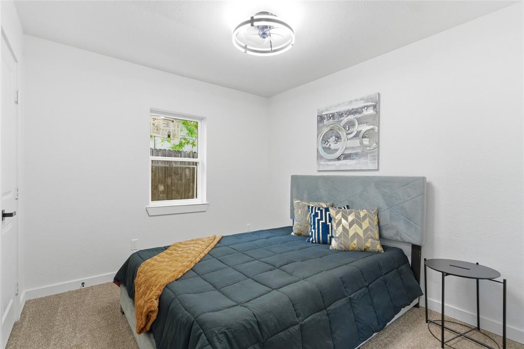 4474 Burke Road Fort Worth, TX 76119 - Photo 30 of 38