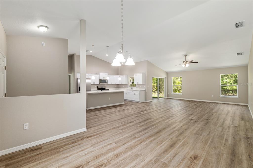 13550 Southwest 80th Street Dunnellon, FL 34432 - Photo 12 of 51