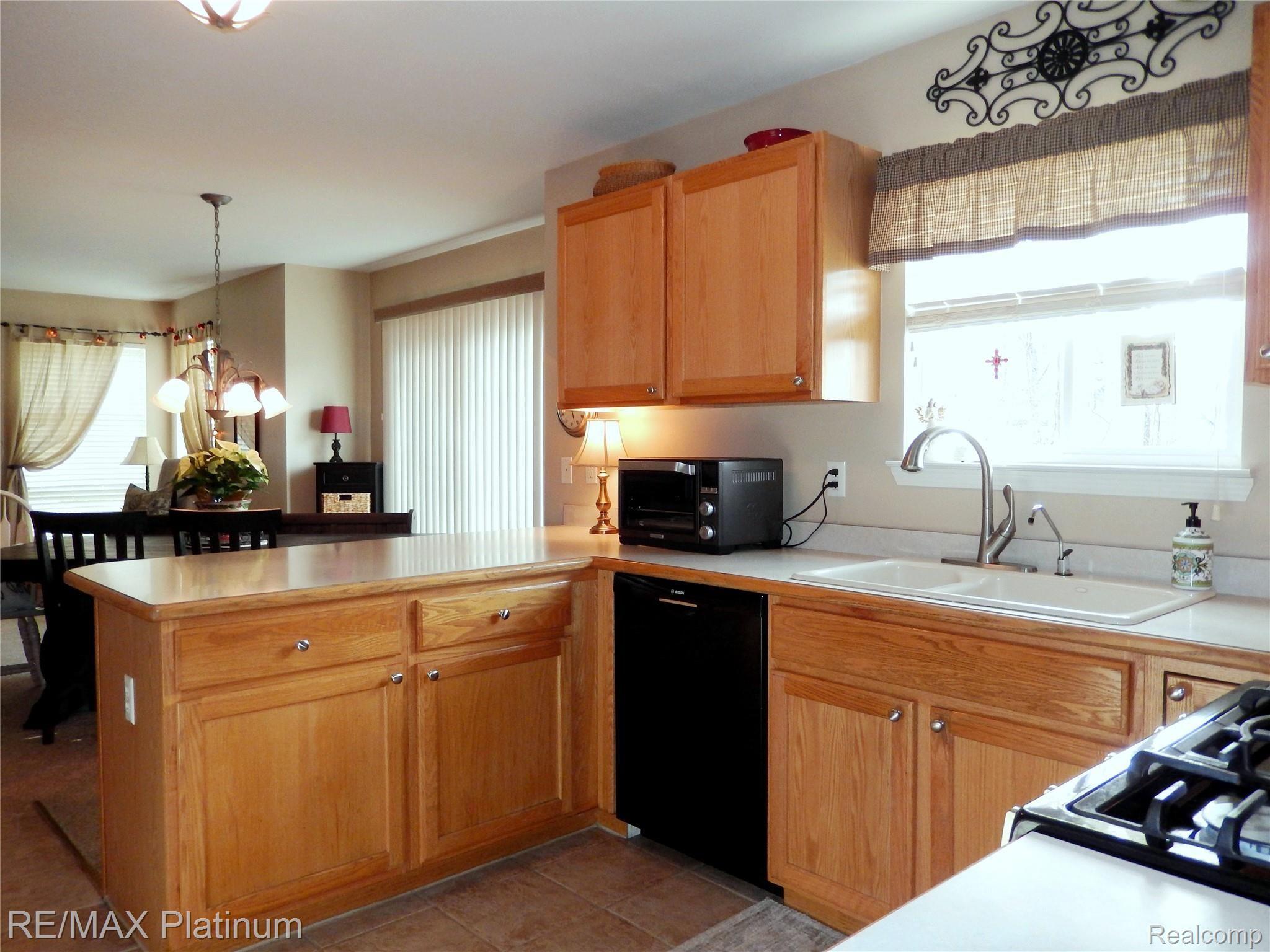 1390 Remsing Street Hartland, MI 48353 - Photo 23 of 67 23.JPG