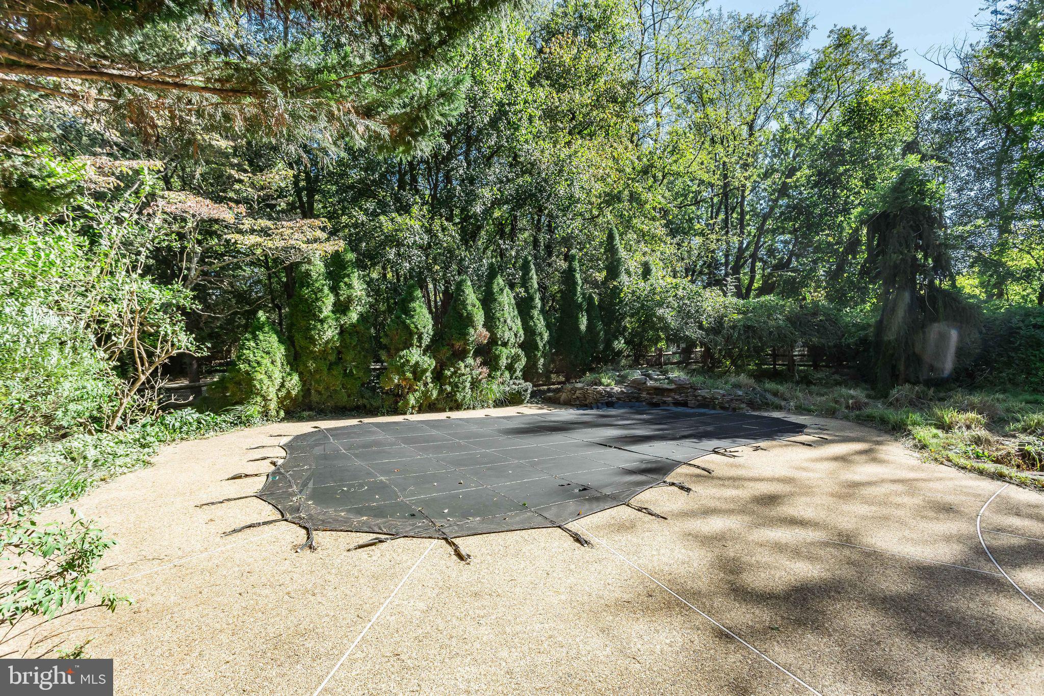 3031 Hunt Road Oakton, VA 22124 - Photo 31 of 39 Gallery Image 31