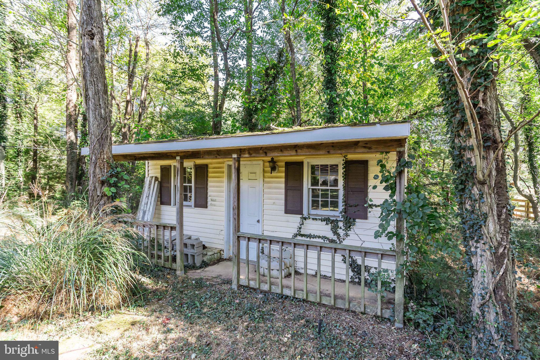 3031 Hunt Road Oakton, VA 22124 - Photo 37 of 39 Gallery Image 37
