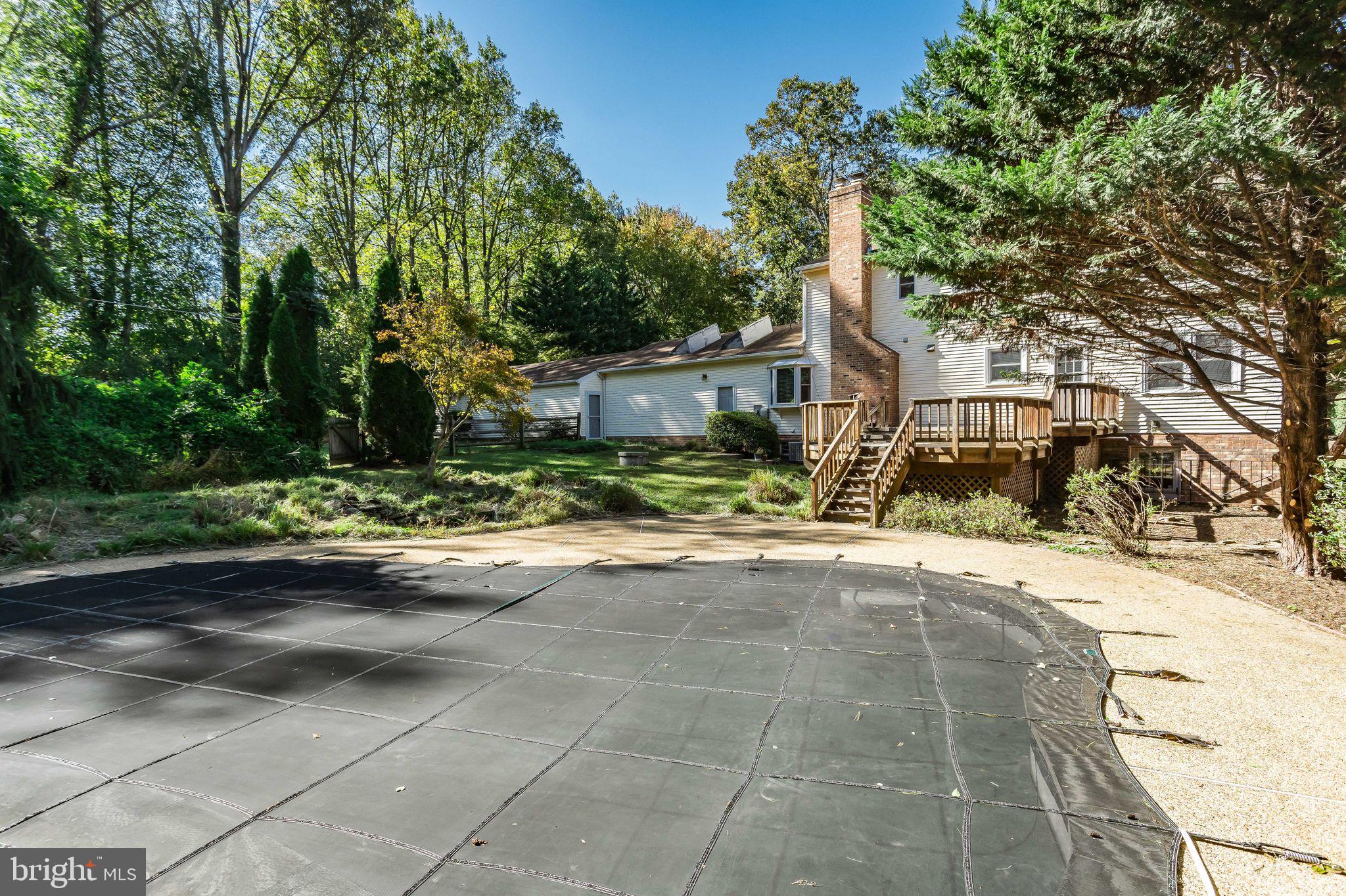 3031 Hunt Road Oakton, VA 22124 - Photo 6 of 39 Gallery Image 6