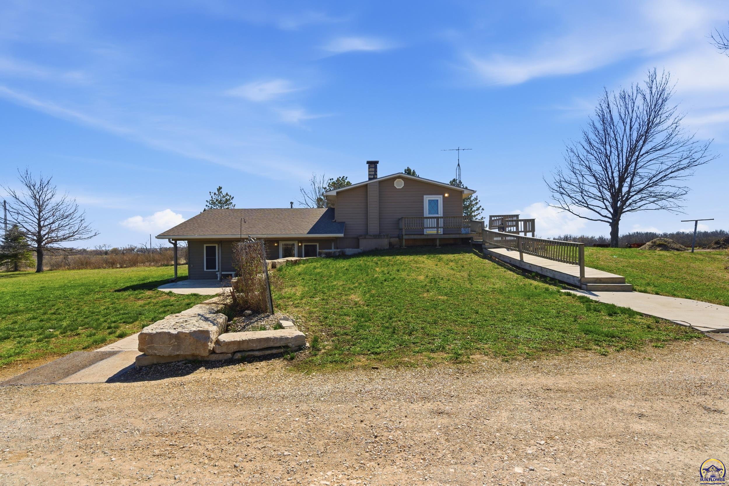 1135 Southwest West Union Road Topeka, KS 66615 - Photo 3 of 48 Gallery Image 3