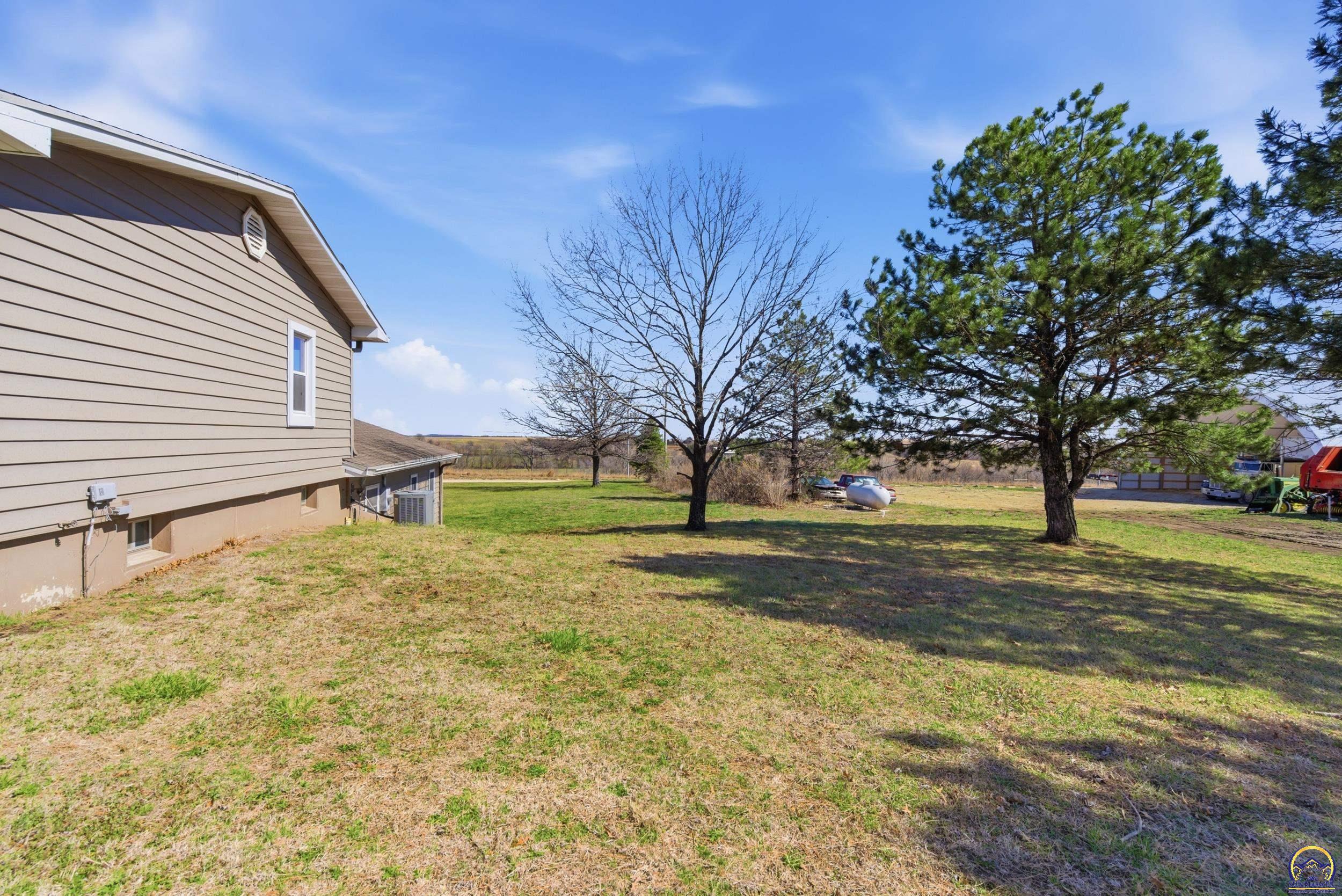 1135 Southwest West Union Road Topeka, KS 66615 - Photo 40 of 48 Gallery Image 40