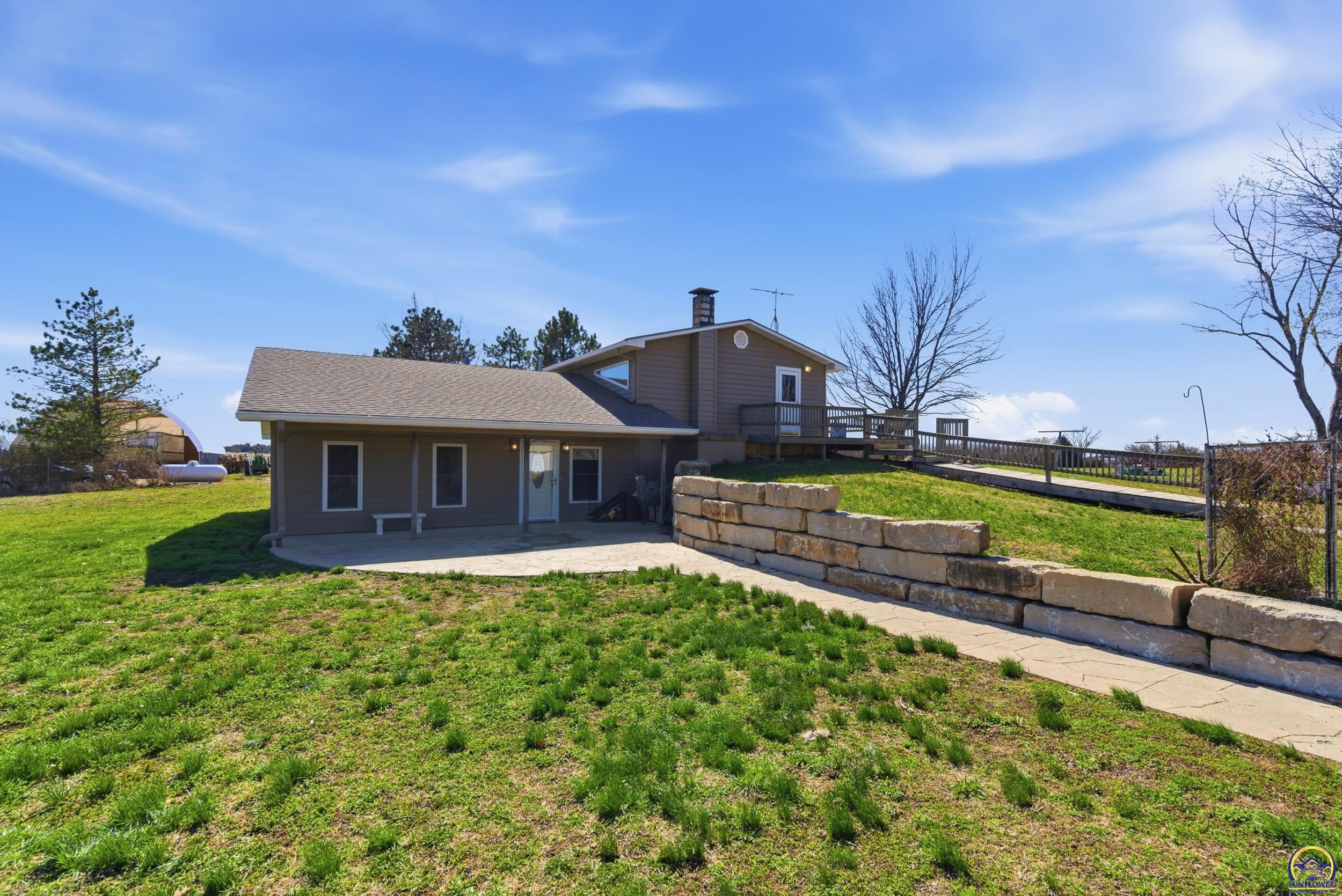 1135 Southwest West Union Road Topeka, KS 66615 - Photo 4 of 48 Gallery Image 4