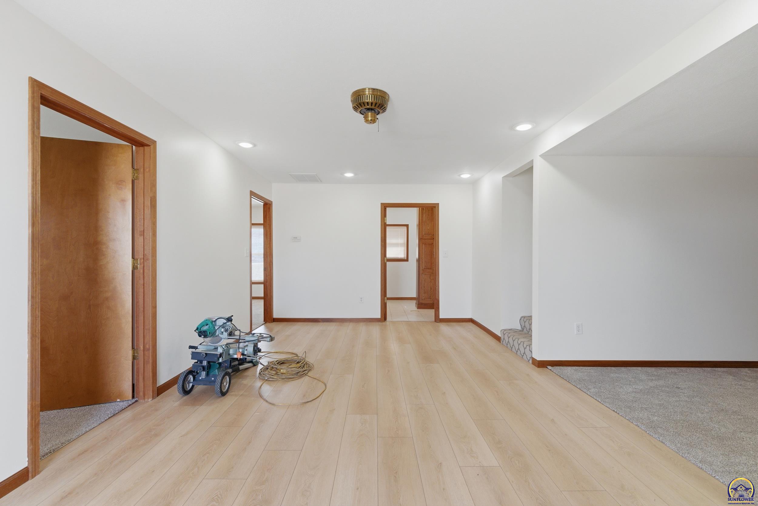 1135 Southwest West Union Road Topeka, KS 66615 - Photo 8 of 48 Gallery Image 8