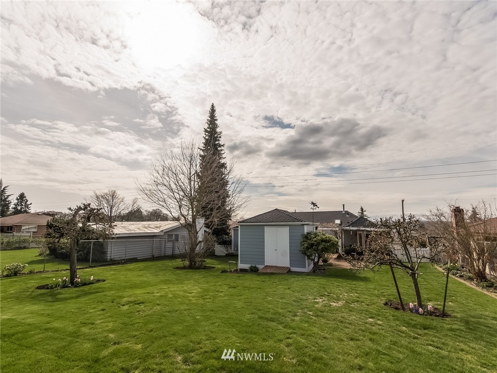 1726 Shattuck Avenue South Renton, WA 98055 - Photo 22 of 25 Gallery Image 22
