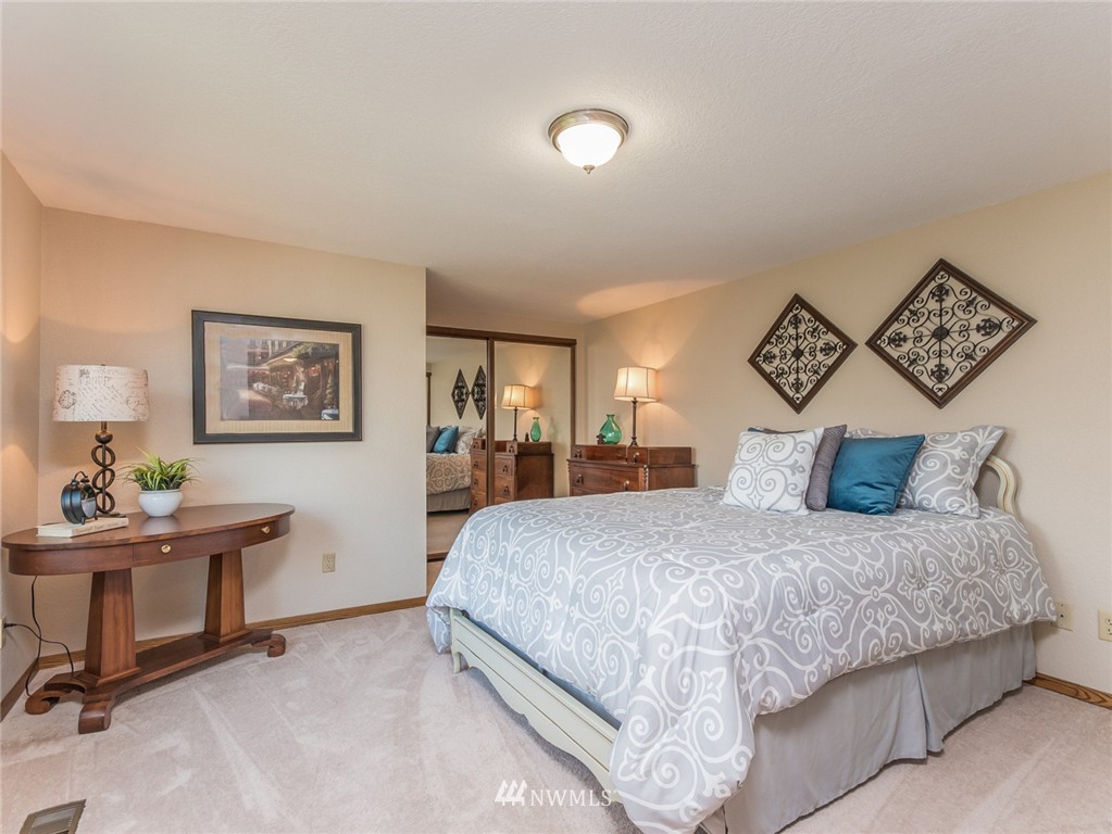 1726 Shattuck Avenue South Renton, WA 98055 - Photo 9 of 25 Gallery Image 9