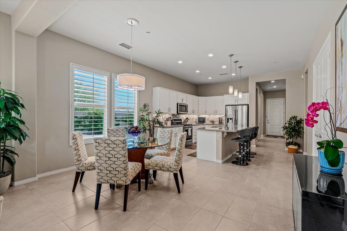 34 Syrah Rancho Mirage, CA 92270 - Photo 17 of 82 12-34 Syrah -8