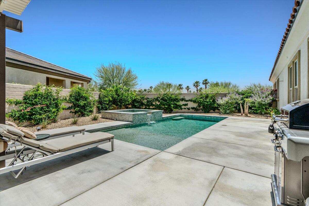 34 Syrah Rancho Mirage, CA 92270 - Photo 27 of 82 24-34 Syrah -10