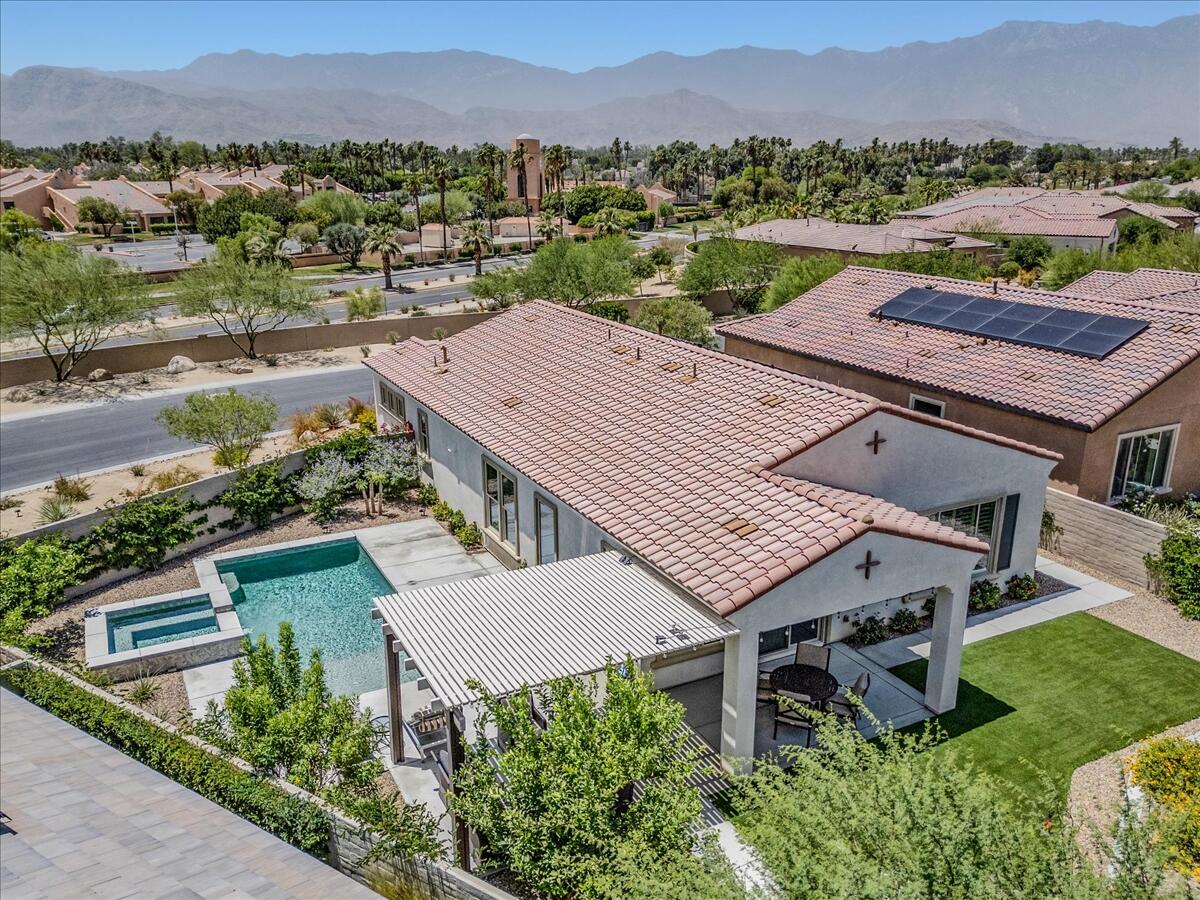 34 Syrah Rancho Mirage, CA 92270 - Photo 35 of 82 32-34 Syrah -14