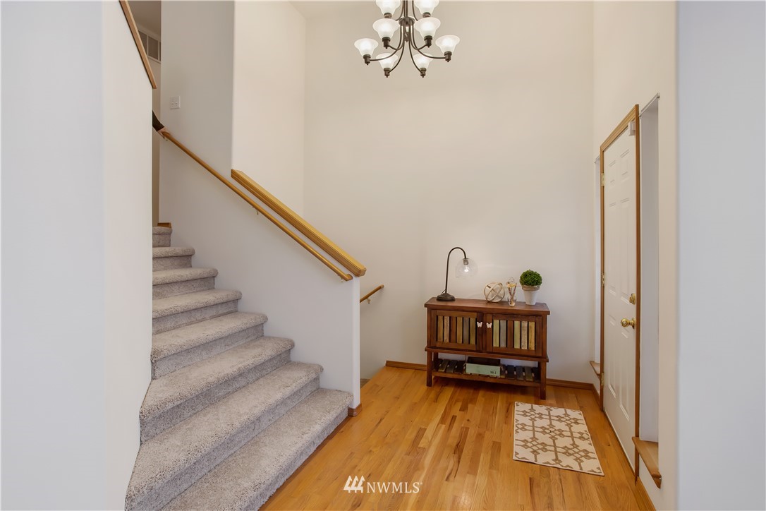 27 167th Place Southwest Bothell, WA 98012 - Photo 2 of 25