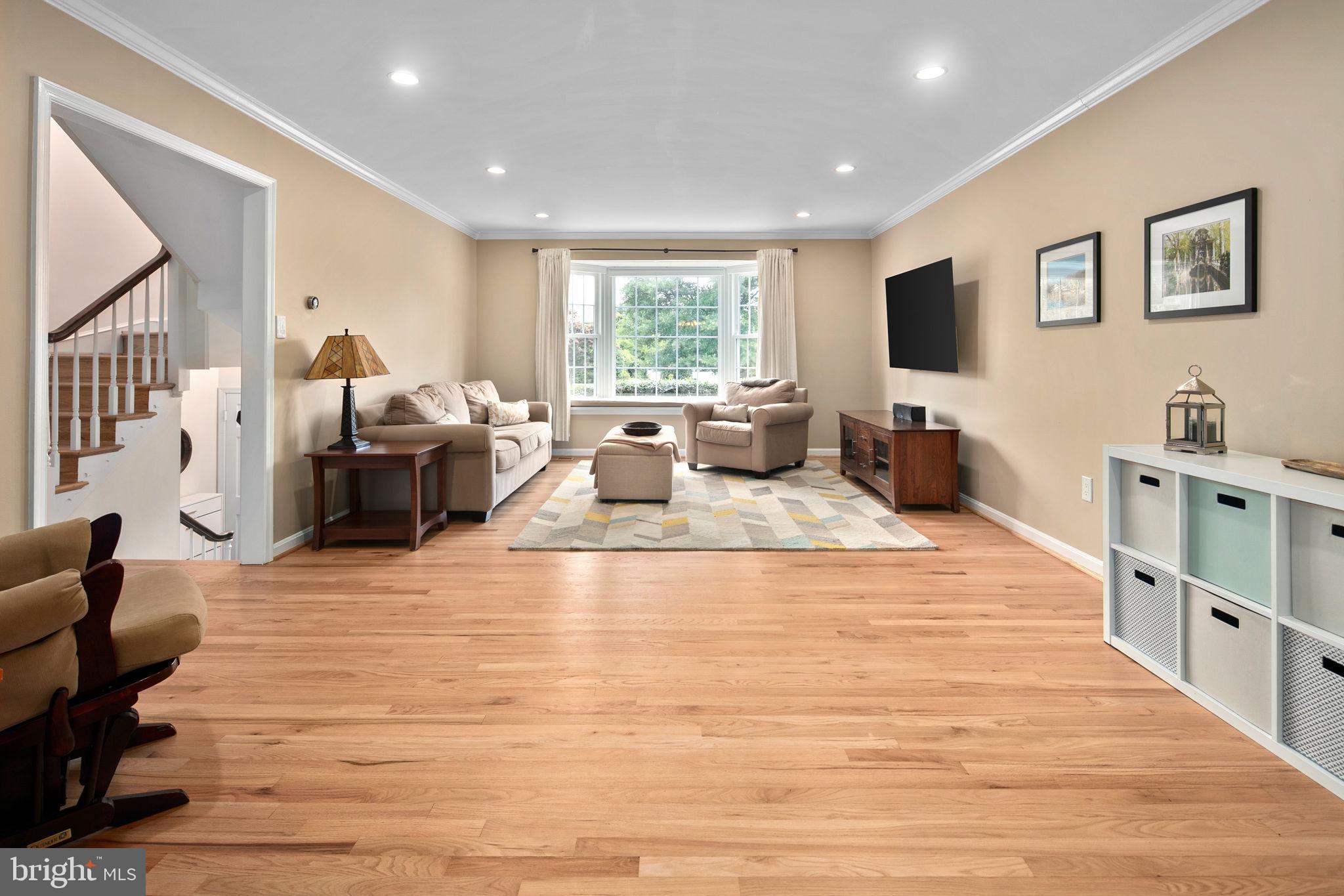 6332 Golf Course Square Alexandria, VA 22307 - Photo 4 of 63