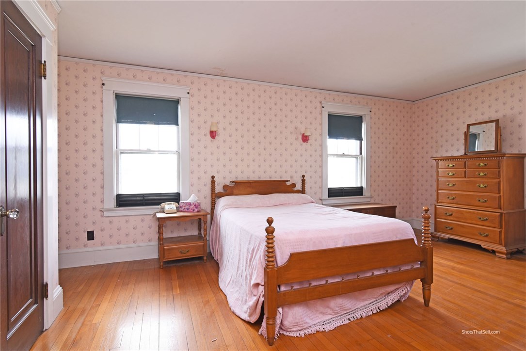 14 Brandon Road Cranston, RI 02910 - Photo 19 of 26